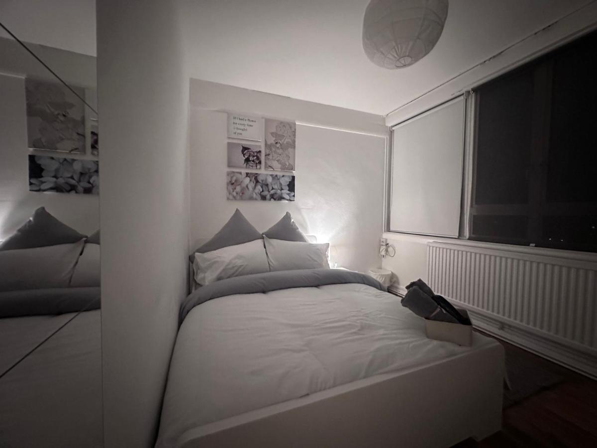 Sky View Ec1 Apartment ลอนดอน ภายนอก รูปภาพ
